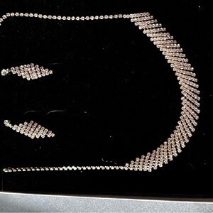 Elegant Austrian Crystal Necklace and Earring Set